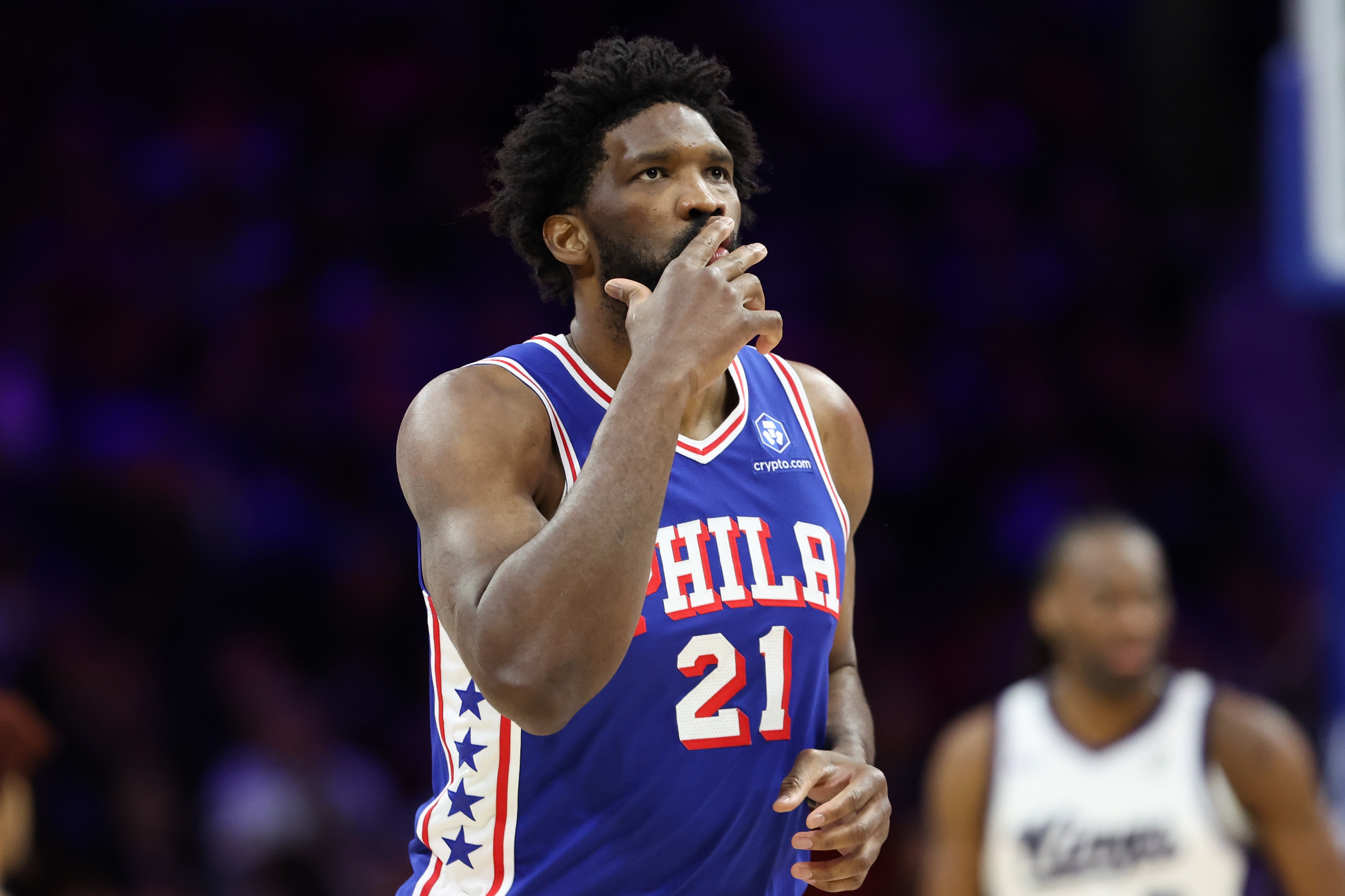 开云体育官网-梦回巅峰！恩比德上半场10中7砍20分5板4助1断 罚球6中6