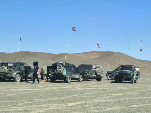 开云体育官网-18辆越野车擅闯罗布泊无人区 民警戈壁滩搜索4小时成功拦截